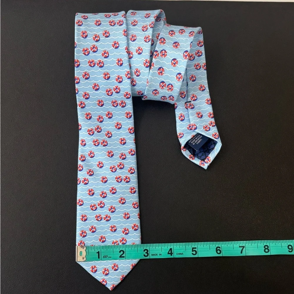 Vineyard Vines Boys Light Blue / Red Lifesavers 100% Silk Tie, 2 5/8